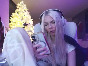 tinykylie's sex show image