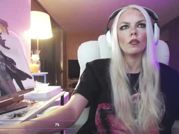 tinykylie's sex show image