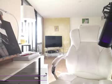 tinykylie's sex show image