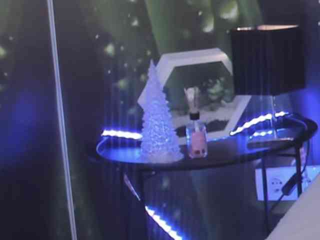 HollyTaillor's sex show image