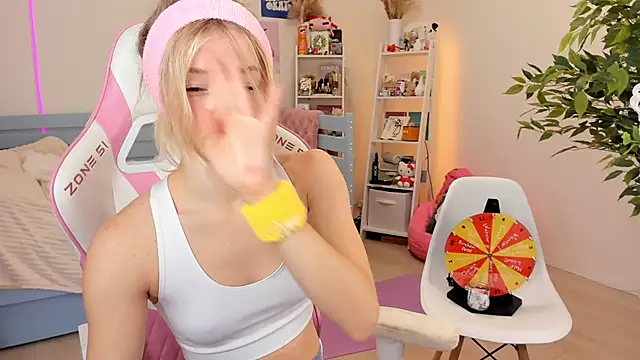 Lily_Young's sex show image