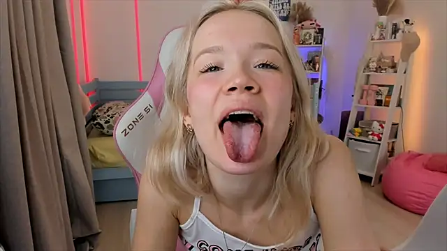 Lily_Young's sex show image