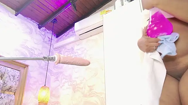 ZOLEY_WATSON's sex show image