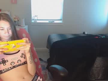 Изображение секс-шоу модели katynowhere