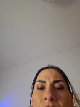 Изображение секс-шоу модели SensyTV Изображение секс-шоу модели SensyTV