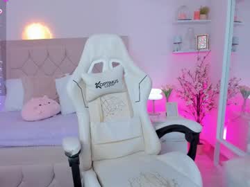 little_sweet_18's sex show image