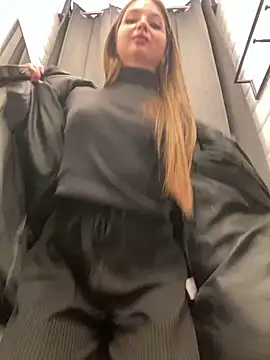 Изображение секс-шоу модели KrisMagnoly