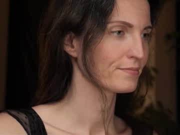 yulladao's sex show image