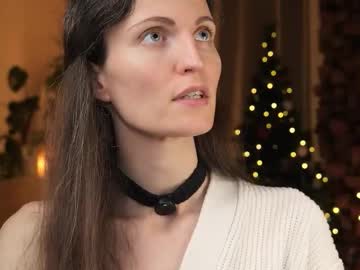 Изображение секс-шоу модели yulladao