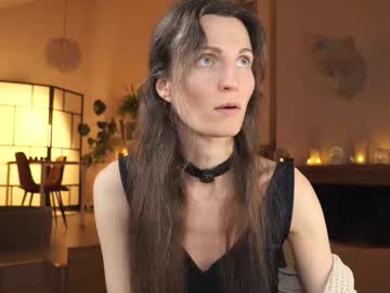 yulladao's sex show image