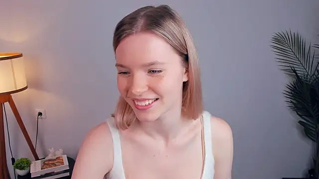 DelmaLasky's sex show image