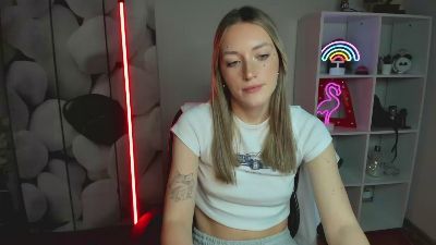 EvelynBlond's sex show image