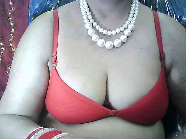 Sexshow-Bild von sexycharu Sexshow-Bild von sexycharu