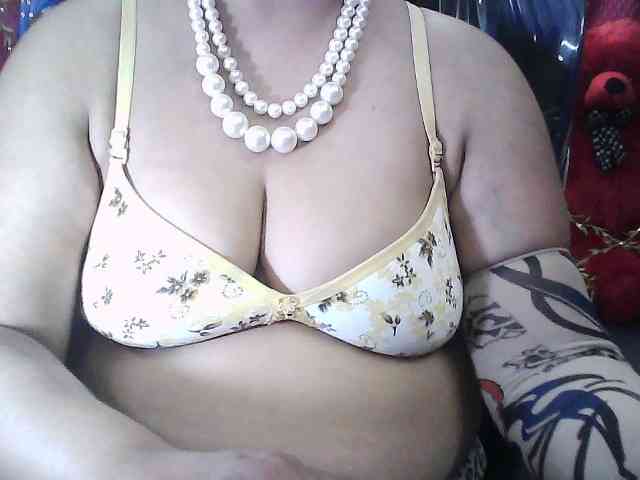 Sexshow-Bild von sexycharu Sexshow-Bild von sexycharu