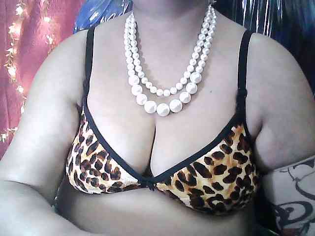 Sexshow-Bild von sexycharu Sexshow-Bild von sexycharu