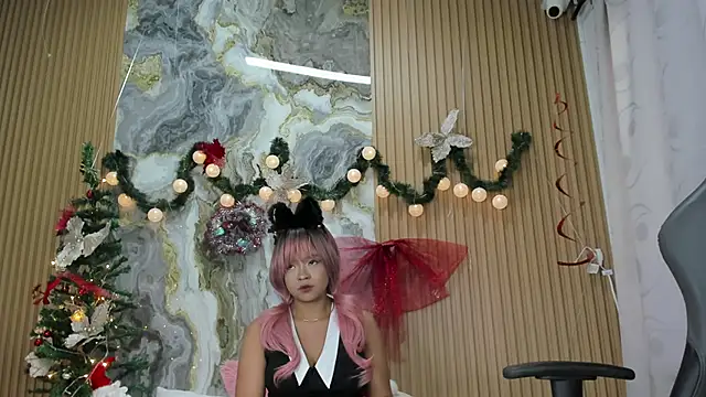 Lili_16's sex show image