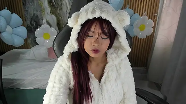 Lili_16's sex show image