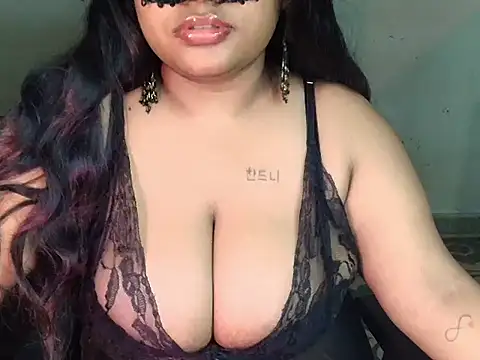 HEZALNUT's sex show image