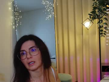 Изображение секс-шоу модели adelina_shine