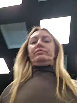 Miss____Mia_'s sex show image