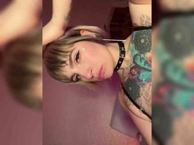 Изображение секс-шоу модели AbsintheGirl