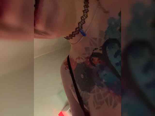 Изображение секс-шоу модели AbsintheGirl Изображение секс-шоу модели AbsintheGirl