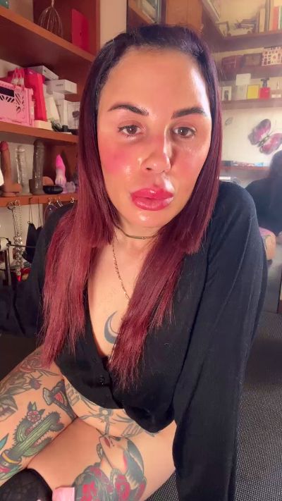 Изображение секс-шоу модели Dancing_w_Vale