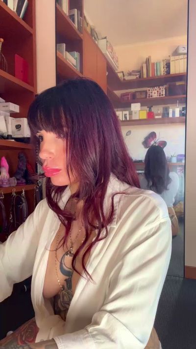 Dancing_w_Vale's sex show image Dancing_w_Vale's sex show image