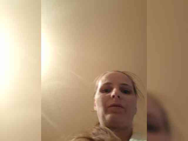 Lulu-Erotica's sex show image