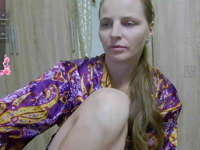 Lulu-Erotica's sex show image