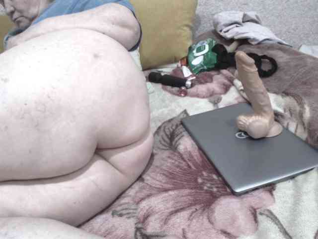 Ksenia-Cat444's sex show image