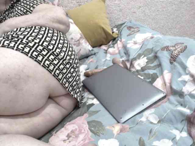 Ksenia-Cat444's sex show image