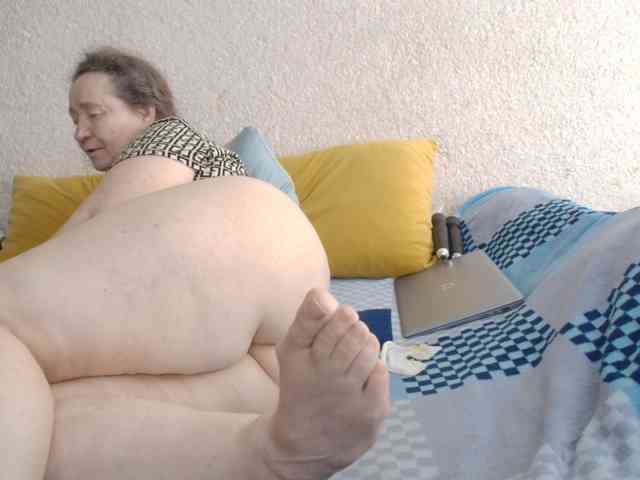 Ksenia-Cat444's sex show image