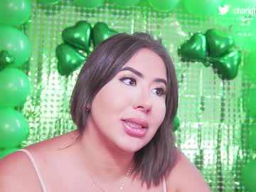 charlottekiss21's sex show image