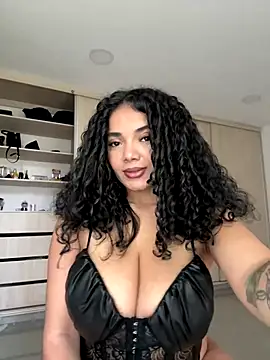 Curlyierr's sex show image