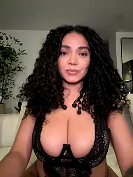 Sexshow-Bild von Curlyierr Sexshow-Bild von Curlyierr