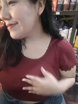 Изображение секс-шоу модели Kalani_Engel