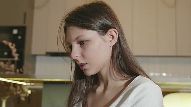 Изображение секс-шоу модели whisper_of_love Изображение секс-шоу модели whisper_of_love