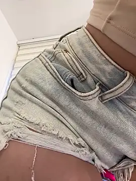 ALISSON_FOXXX1's sex show image