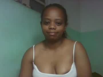 larissa645771's sex show image