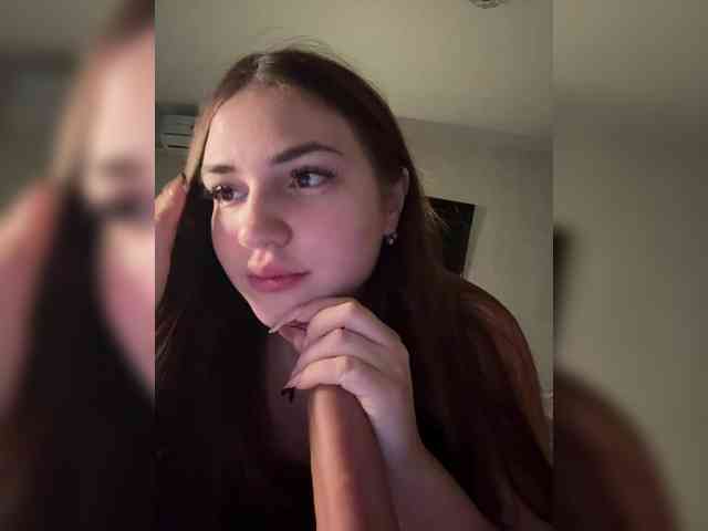 -Monika-'s sex show image