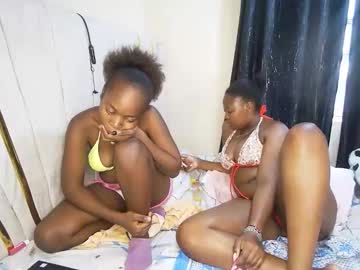 Изображение секс-шоу модели nellyeluxe