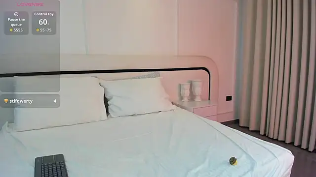 MaddyMay_'s sex show image