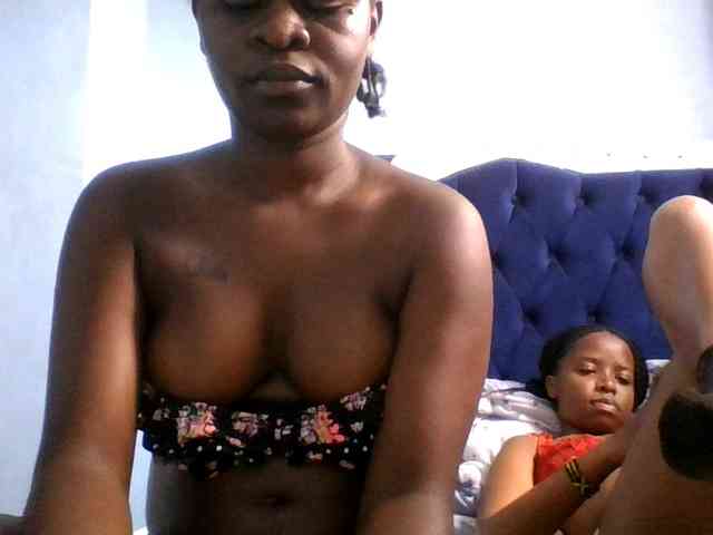 Slutgals2's sex show image