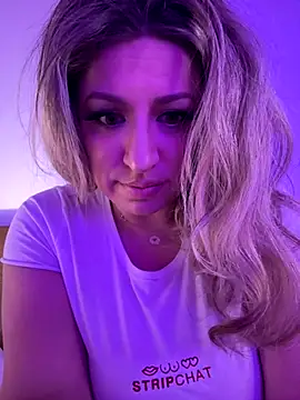 miamellycious's sex show image