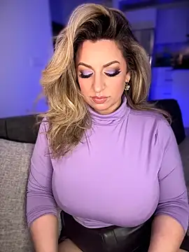 miamellycious's sex show image