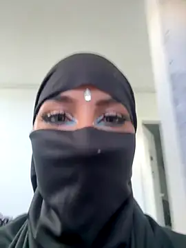 Sexshow-Bild von naomiii__ Sexshow-Bild von naomiii__