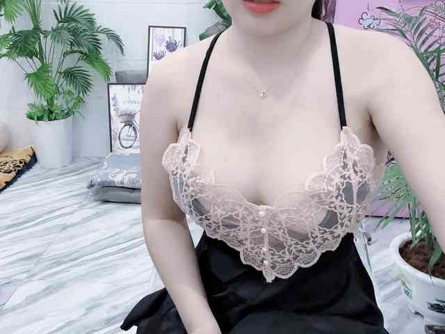 Изображение секс-шоу модели Nary-tran Изображение секс-шоу модели Nary-tran