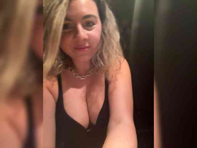 ProseccoMood's sex show image