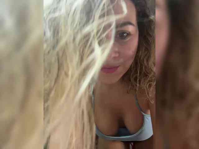 ProseccoMood's sex show image ProseccoMood's sex show image